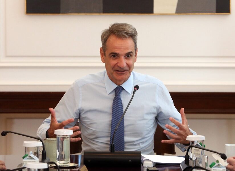 Από σφαλιάρα σε σφαλιάρα στα εθνικά ο Κυριάκος! Άγγελος Βασιλείου