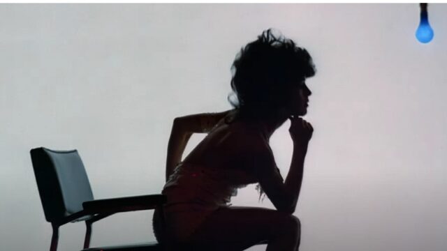 Ακόμα χορεύουμε με το “Flashdance”…