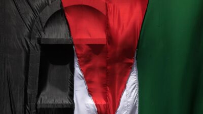 Αργός θάνατος στην Γάζα με την διεθνή κοινότητα θεατή, Γιώργος Βενέτης