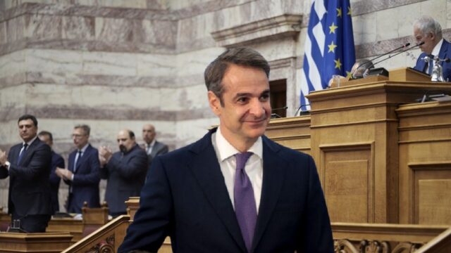 Τα άσφαιρα πυρά της αντιπολίτευσης προς την Κυβέρνηση, Θεόδωρος ΣΤάθης