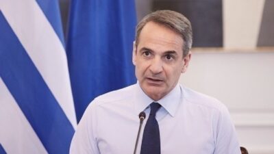 Μητσοτάκης σε Τασούλα: Μειώνουμε τους φόρους και αυξάνουμε τους μισθούς