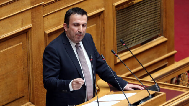 ΠΑΣΟΚ: «Απαντήσεις στις Αυγουστιάτικες απορίες του κ. Μαρινάκη»