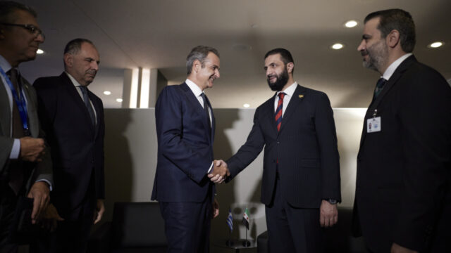 Μητσοτάκης: Συναντήθηκε με τον πρόεδρο της Συρίας Αλ Σαράα – Τι συζήτησαν
