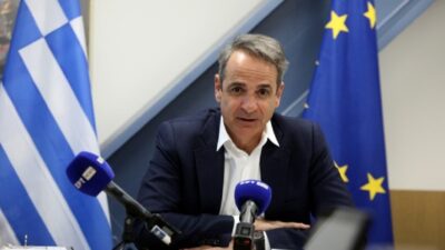 Από που κρατάς ρε Φραπέ τον Κυριάκο;