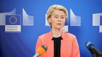 Φον ντερ Λάιεν: Η υπονόμευση των συνόρων σήμερα ανοίγει την πόρτα σε αυριανούς πολέμους