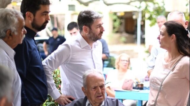Ανδρουλάκης: Η πολιτική της κυβέρνησης δημιουργεί κοινωνικά αδιέξοδα