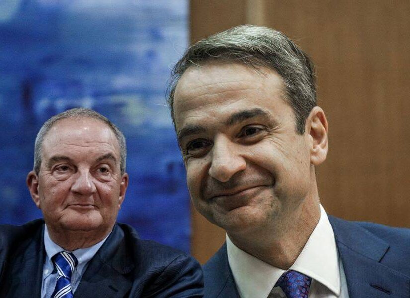 Στο κενό το άνοιγμα του Κυριάκου σε Καραμανλή-Σαμαρά, Κόμπρα