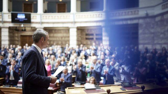 Η βυθιζόμενη Ελλάδα και η ανάγκη νέου πολιτικού προτάγματος, Γιώργος Παπασίμος
