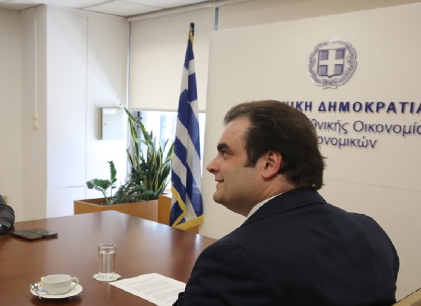 Αποπληθωρισμός για λίγους, φορολογία για πολλούς, Κώστας Κόλμερ