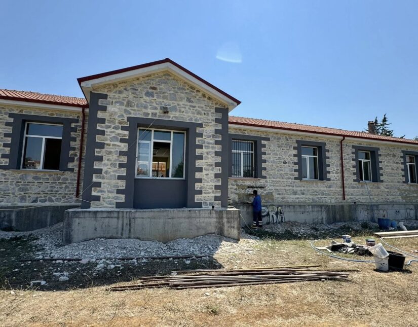 Επενδύοντας στη νέα γενιά: Η Ελληνικός Χρυσός αναβαθμίζει τα σχολεία του Δήμου Αριστοτέλη