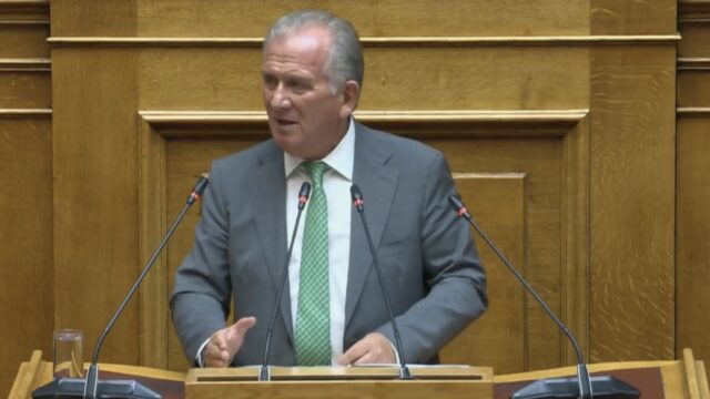 ΠΑΣΟΚ: Η ΝΔ φαλκιδεύει το δικαίωμα σε δίκαιη δίκη