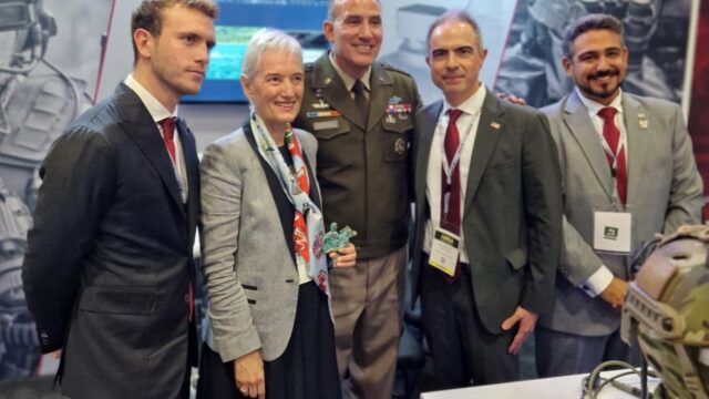 THEON: Ενισχύει τη διατλαντική αμυντική συνεργασία στην AUSA 2025 και επιταχύνει την επέκτασή της στις ΗΠΑ