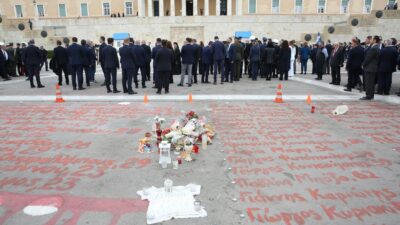 Όχι στον Άγνωστο Στρατιώτη, θα... λερώσετε την Ιστορία!