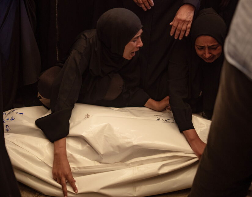 Τουλάχιστον 91 νεκροί από την ισραηλινή επίθεση στη Γάζα – Δεκάδες παιδιά ανάμεσά τους