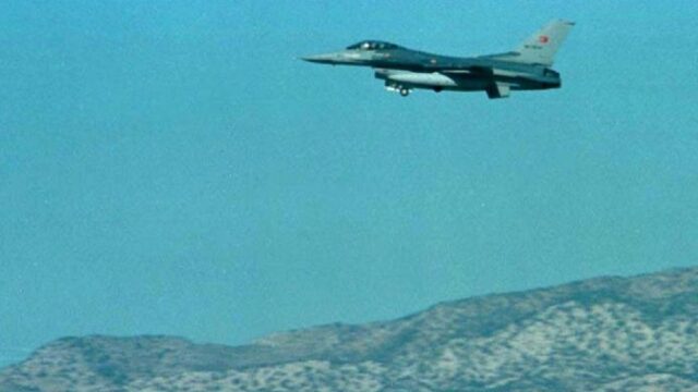 Τουρκικά F-16 θα συνοδεύσουν το αεροσκάφος του Πούτιν προς τη Βουδαπέστη, Βάνα Στέλλου