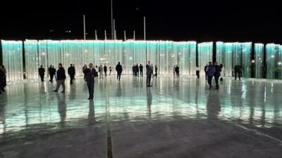 Υπουργείο Άμυνας: Υψηλή τέχνη και πολιτικός συμβολισμός