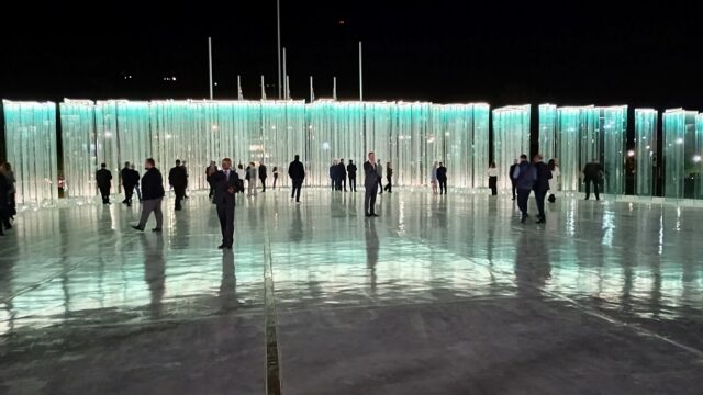 Υπουργείο Άμυνας: Υψηλή τέχνη και πολιτικός συμβολισμός