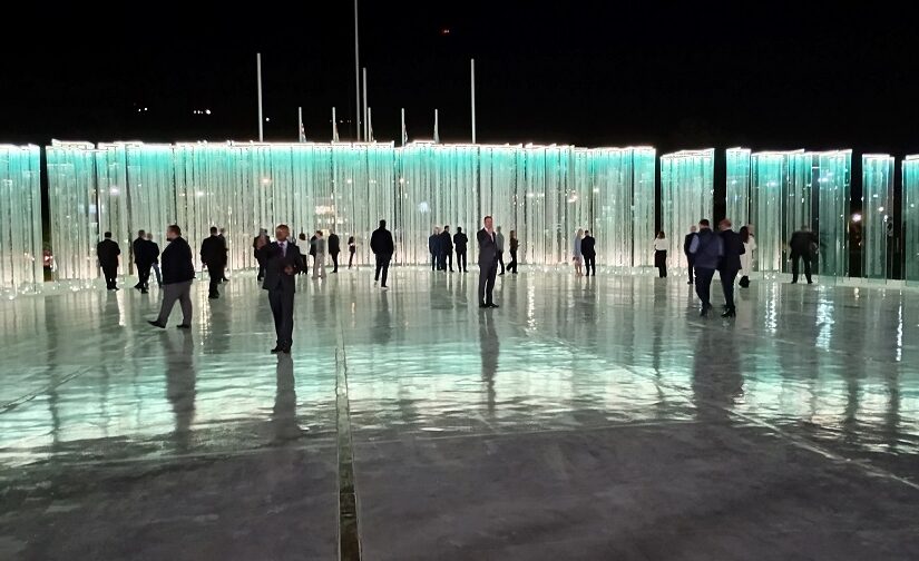 Υπουργείο Άμυνας: Υψηλή τέχνη και πολιτικός συμβολισμός