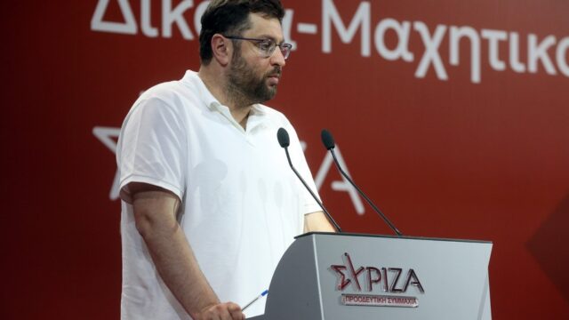 Λένε τέτοια λόγια βρε Ζαχαριάδη σε μία κυρία, όπως η Σδούκου! Κόμπρα