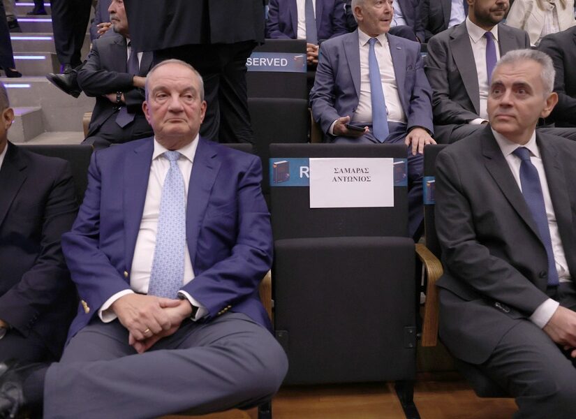 Δεν πήγε ο Σαμαράς στην παρουσίαση Στυλιανίδη – Χειραψία Μητσοτάκη-Καραμανλή