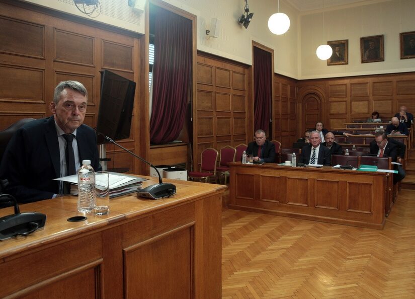 Τι θα κάνει το Μαξίμου μετά το τραγούδι του Βάρρα για Βορίδη;