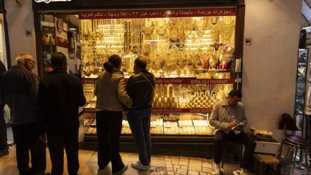Επτά στους δέκα Τούρκους προτιμούν τον δυτικό τρόπο ζωής, Βάνα Στέλλου