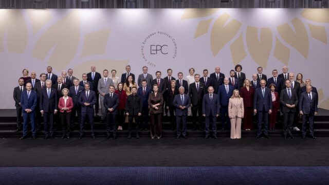 Το τιμόνι της Ευρώπης στα χέρια τυχοδιωκτικών ηγεσιών... Δημήτρης Χρήστου