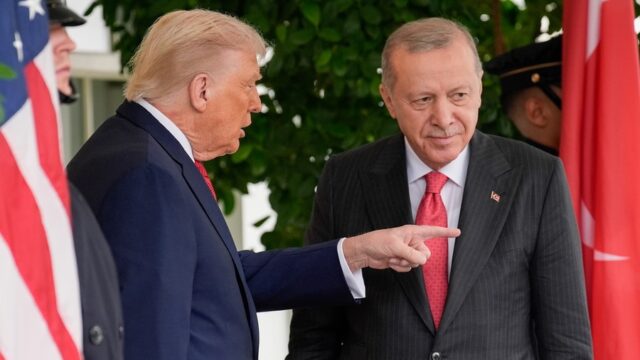 Αγκιστρωμένη στη Δύση η Τουρκία και με Ερντογάν