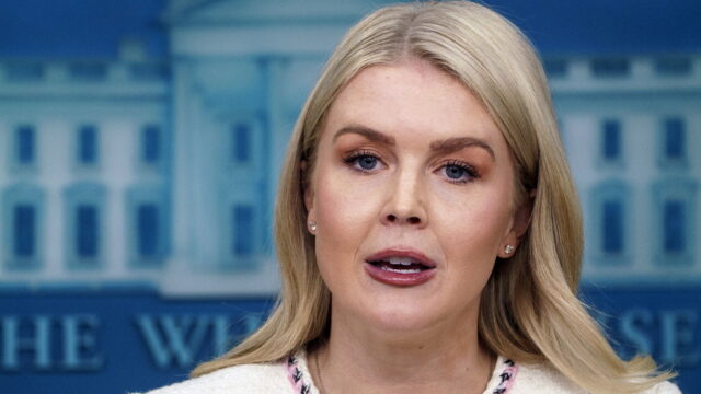 Παραμένει πιθανή μία συνάντηση Τραμπ-Πούτιν, λέει ο Λευκός Οίκος