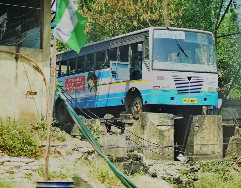 Ουγκάντα: Τροχαίο δυστύχημα με πάνω από 60 νεκρούς