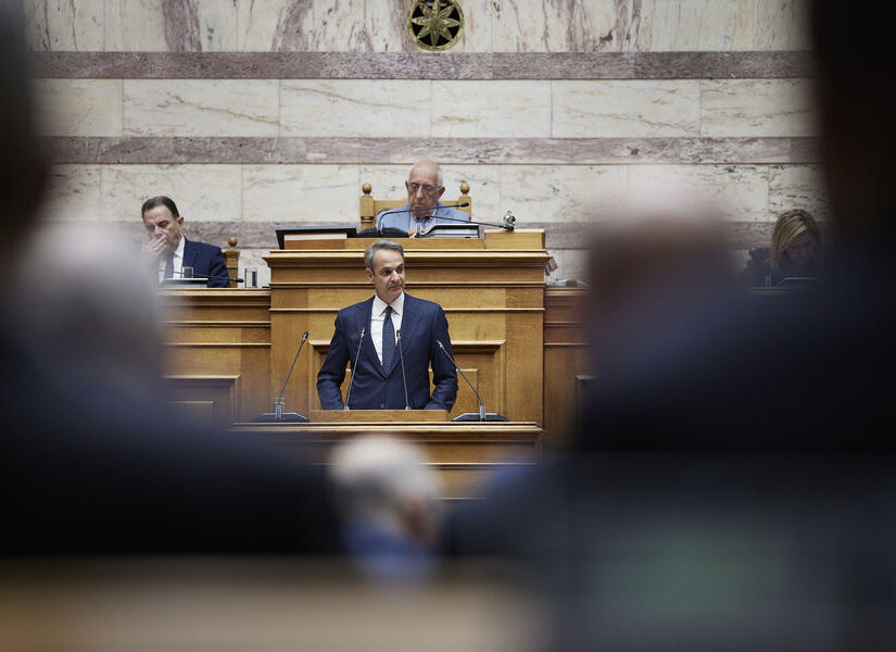Ποιοι απειλούν τη "γραμμή Μαζινό" του Μαξίμου