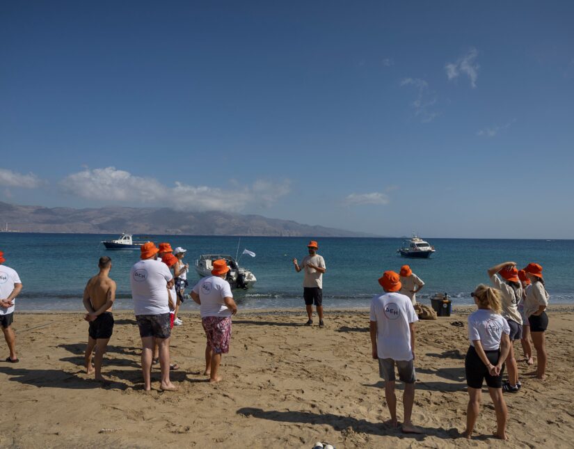 ΔΕΗ και iSea ένωσαν δυνάμεις για τον καθαρισμό απομακρυσμένων ακτών σε περιοχές Natura 2000