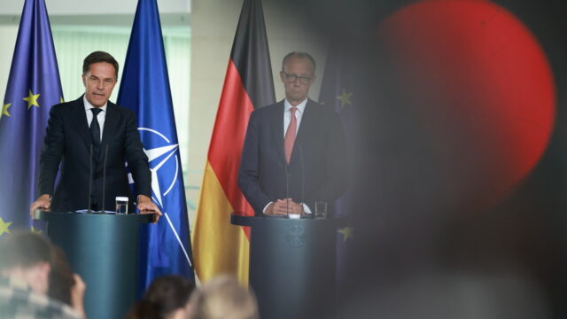 Τί επιπτώσεις θα έχει ο επανεξοπλισμός της Γερμανίας, Κώστας Μελάς