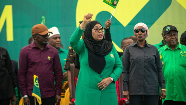 Σάλος στην Τανζανία: Η Πρόεδρος διόρισε τη μισή της οικογένεια στην κυβέρνηση