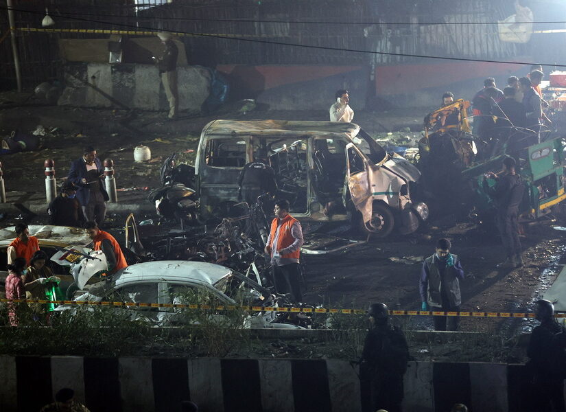 Ινδία: Έκρηξη στο “Κόκκινο Οχυρό” του Νέου Δελχί, τουλάχιστον 8 νεκροί