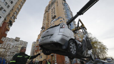 Axios: Μυστικές συνομιλίες μεταξύ ΗΠΑ και Ρωσίας