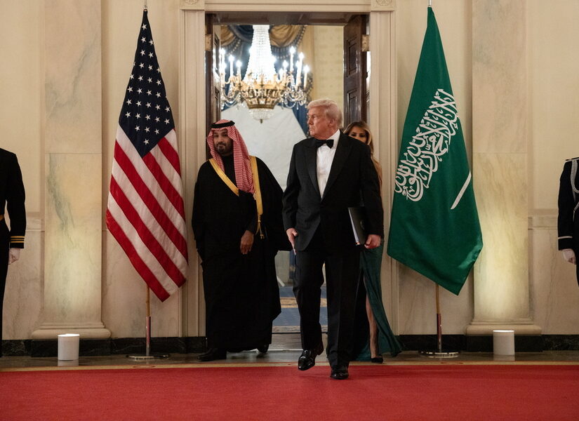 Λευκή επιταγή Τραμπ στον Σαλμάν – Του πουλάει προηγμένα όπλα