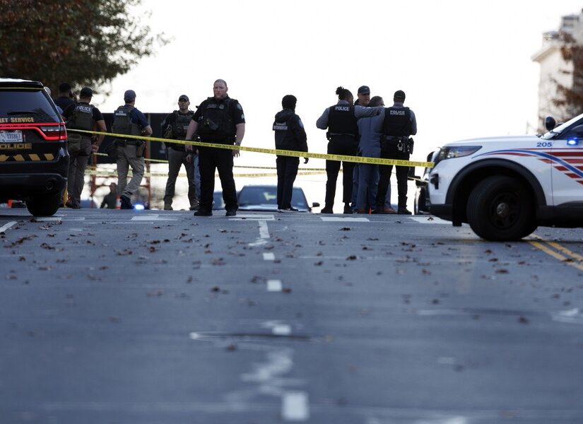 Ο τρόμος επέστρεψε στις ΗΠΑ – O ένοπλος είχε στήσει ενέδρα στους Εθνοφρουρούς
