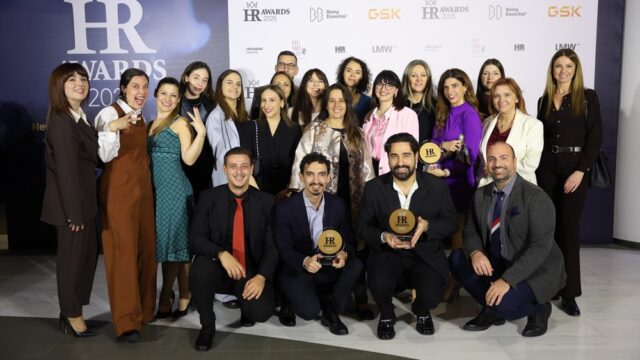 Από το κατάστημα έως το κέντρο διανομής: Η ΑΒ Βασιλόπουλος στηρίζει καθημερινά τους εργαζομένους της