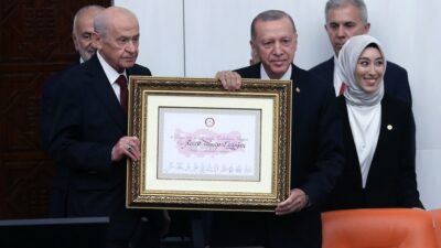 Η διελκυστίνδα Ερντογάν-Μπαχτσελί για τον Οτσαλάν, Βάνα Στέλλου