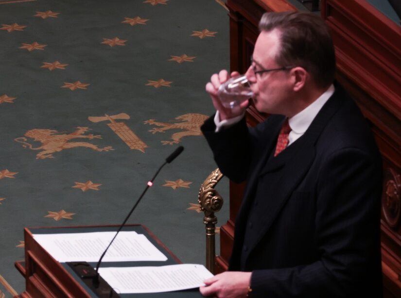 Τα ρέστα ζητούν οι Ευρωπαίοι από το Βέλγιο για τα ρωσικά κεφάλαια, Όλγα Μαύρου