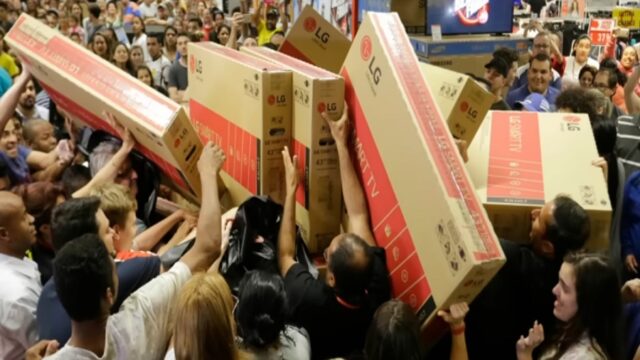 Black Friday: Από το "μαύρο μελάνι" στην οικονομία! Μαρία Καλοπούλου