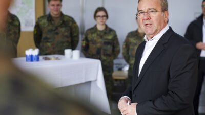 Σε πολεμικό μήκος κύματος οι ρωσογερμανικές σχέσεις, Κώστας Μελάς