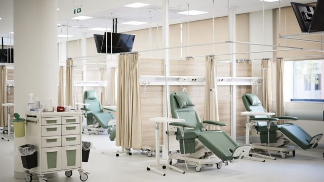 Πως με 20.000 ευρώ το χρόνο και ένα lower γίνεσαι γιατρός! Όλγα Μαύρου