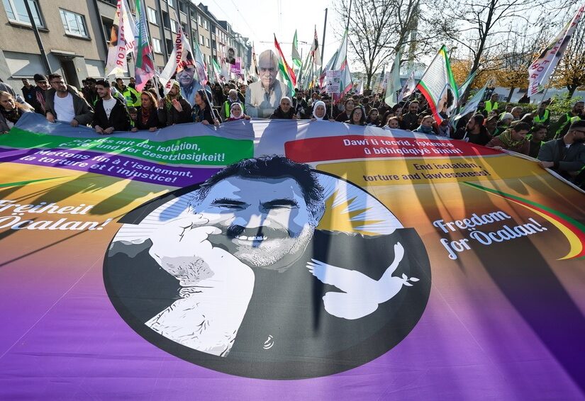 Τί δείχνει για το Κουρδικό η επίσκεψη των Τούρκων πολιτικών στον Οτσαλάν, Βάνα Στέλλου