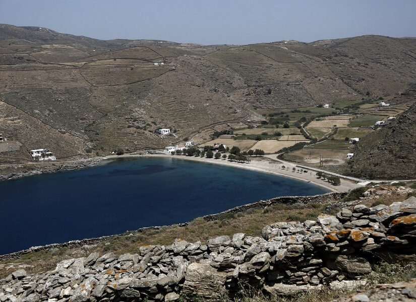 Ο Δήμος Κύθνου ζητά την επανέναρξη της ακτοπλοϊκής σύνδεσης με το λιμάνι του Πειραιά