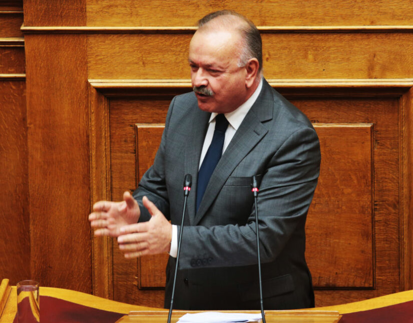 “Έφυγε” ο πρώην υπουργός και βουλευτής της ΝΔ Δημήτρης Σταμάτης