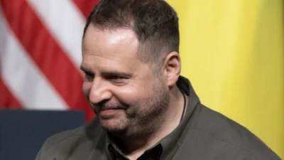 Γιατί παραιτήθηκε το δεξί χέρι του Ζελένσκι, Άντριι Γερμάκ