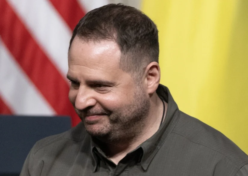 Γιατί παραιτήθηκε το δεξί χέρι του Ζελένσκι, Άντριι Γερμάκ