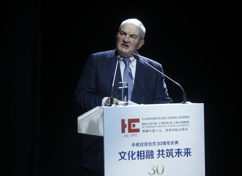 Στο ελληνοκινεζικό επιμελητήριο ο Κώστας Καραμανλής – “Άλλοτε είχαμε πολυδιάστατη πολιτική”, είπε